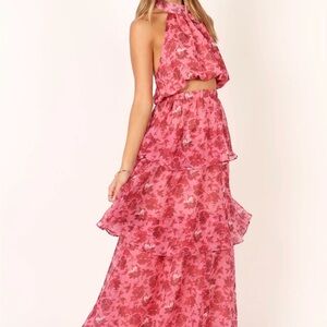 Petal & Pup Blaise Floral Print Tiered Ruffle Skirt

Adorable set!